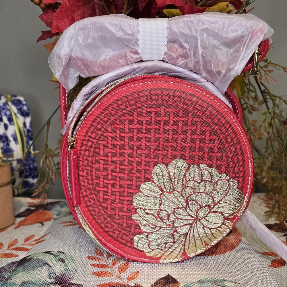 Estee Lauder Red & Gold Lunar New year crossbody